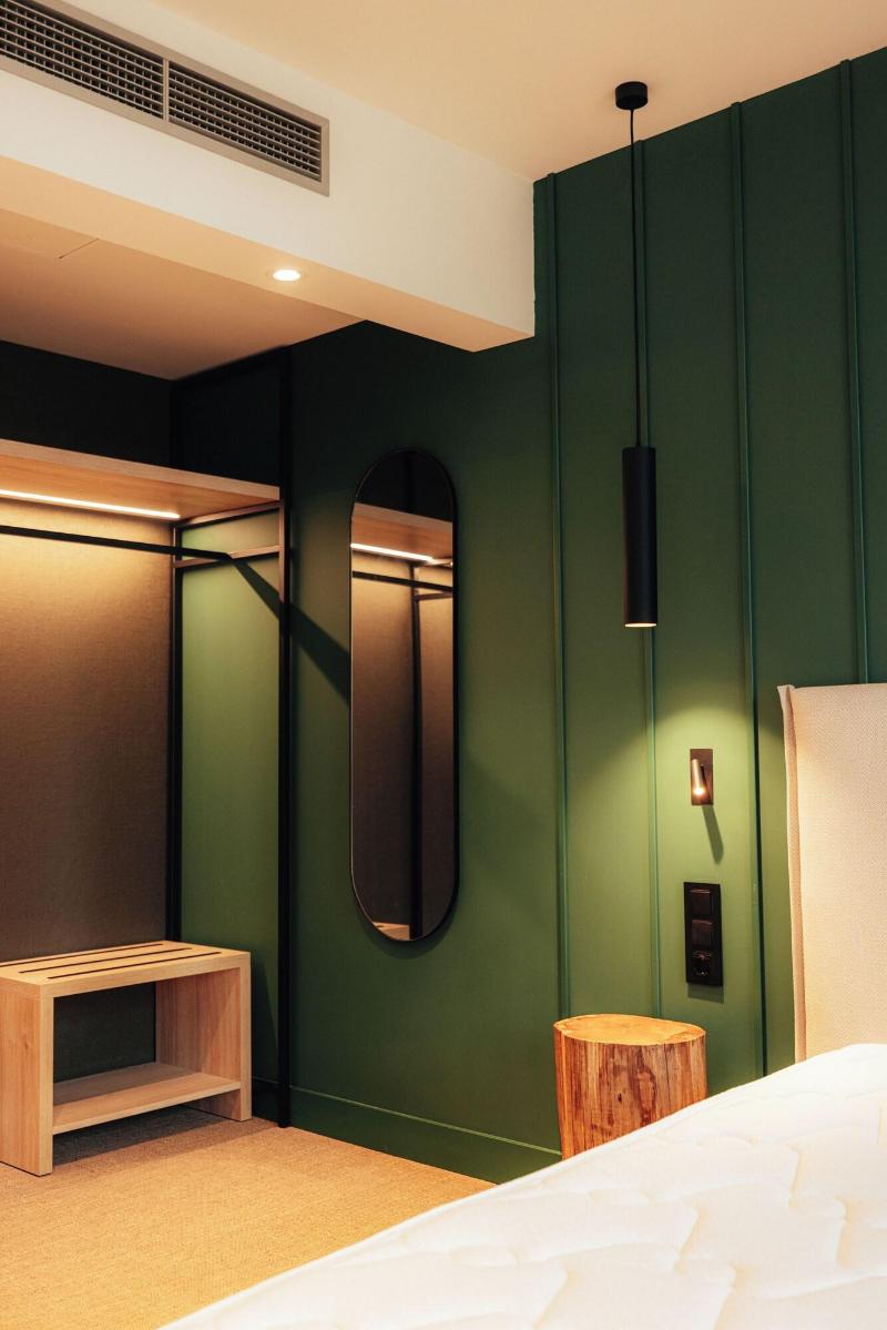 Hotel Mondraga N image