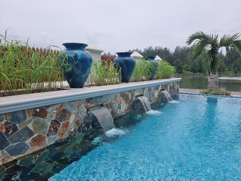 Phoenix Luxury Self Catering Apartments image
