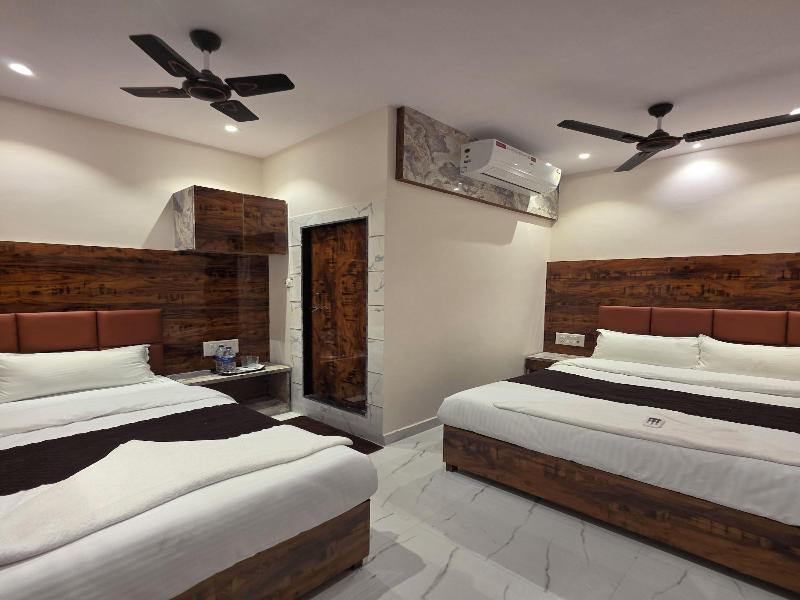 Hotel Powai Palace image