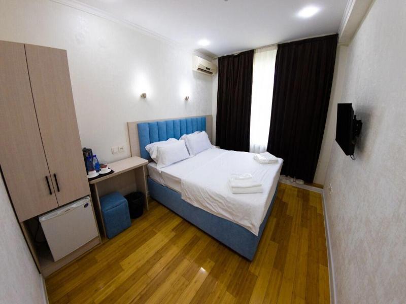 Grand Avenue Hotel image