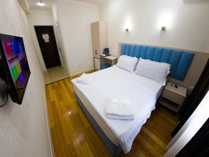 Grand Avenue Hotel image