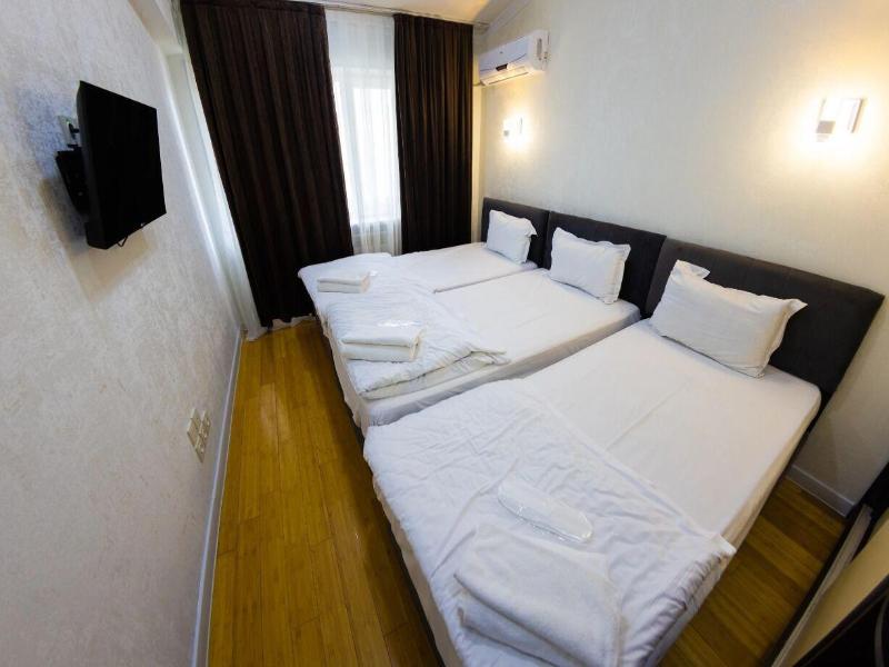 Grand Avenue Hotel image