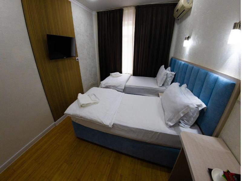 Grand Avenue Hotel image
