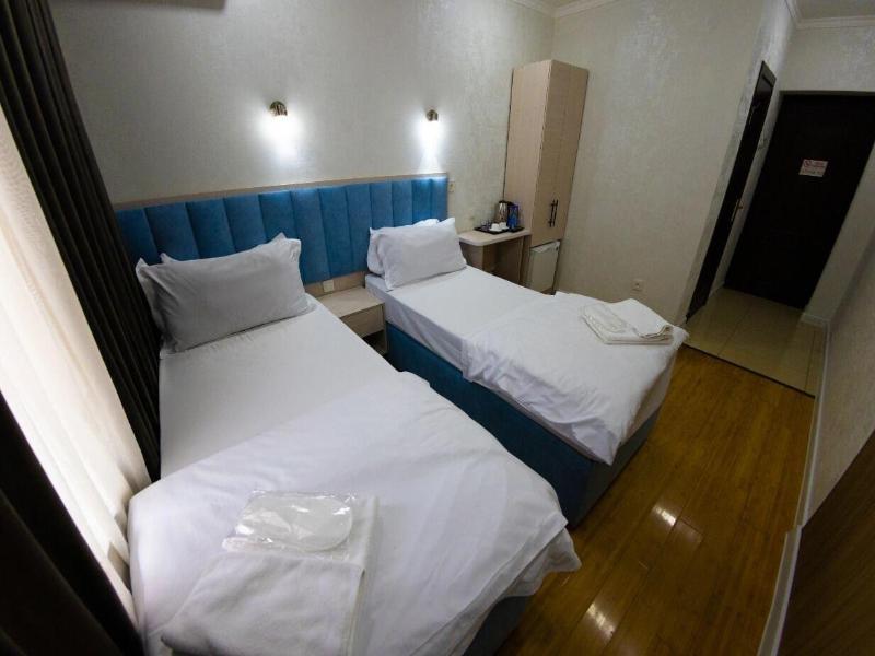 Grand Avenue Hotel image