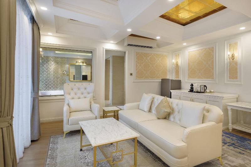 Le Glamour Luxury Resort And Wellness Spa Pvt Ltd image