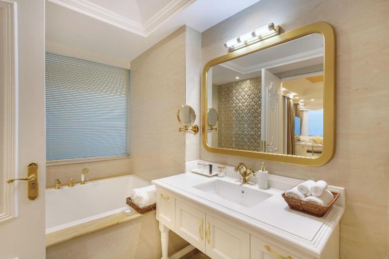 Le Glamour Luxury Resort And Wellness Spa Pvt Ltd image