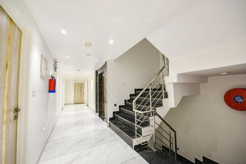Fabhotel Luxury Inn Adarsh Nagar image