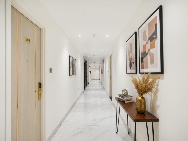 Fabhotel Luxury Inn Adarsh Nagar image
