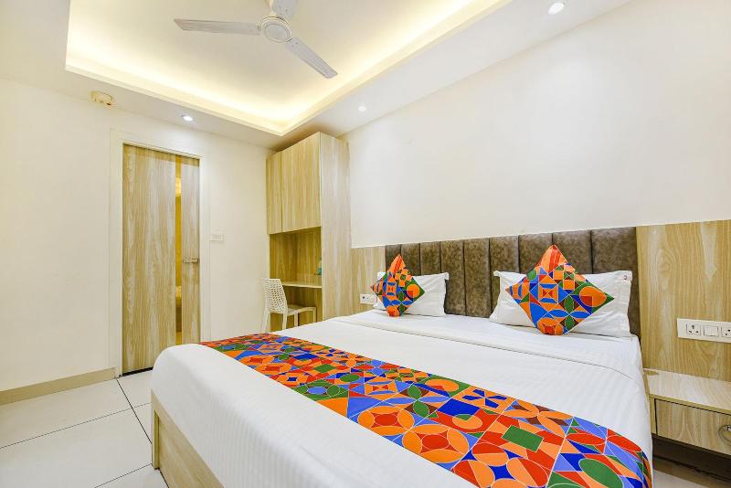 Fabhotel Luxury Inn Adarsh Nagar image