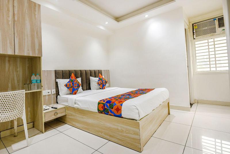 Fabhotel Luxury Inn Adarsh Nagar image