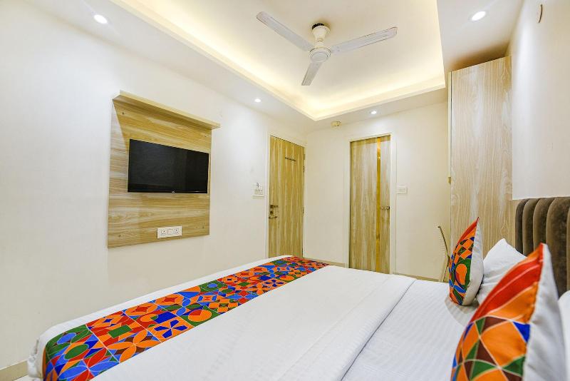 Fabhotel Luxury Inn Adarsh Nagar image