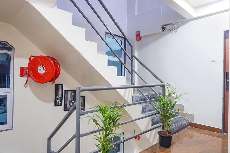 Fabhotel Falcon Executive image