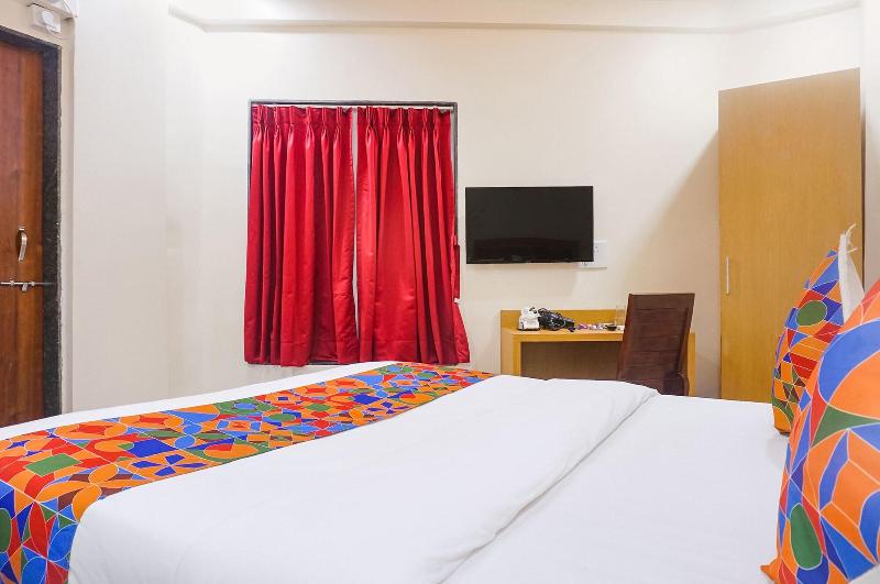Fabhotel Falcon Executive image