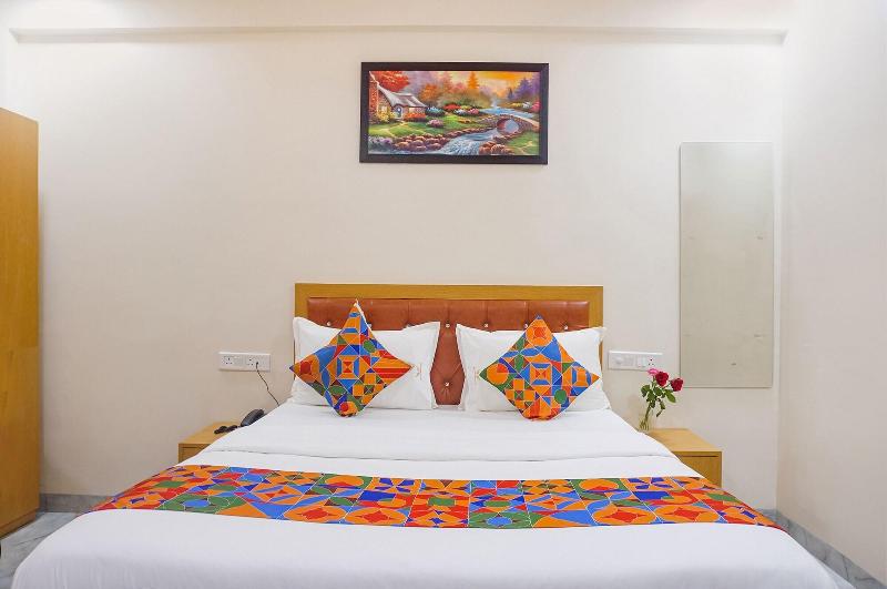 Fabhotel Falcon Executive image