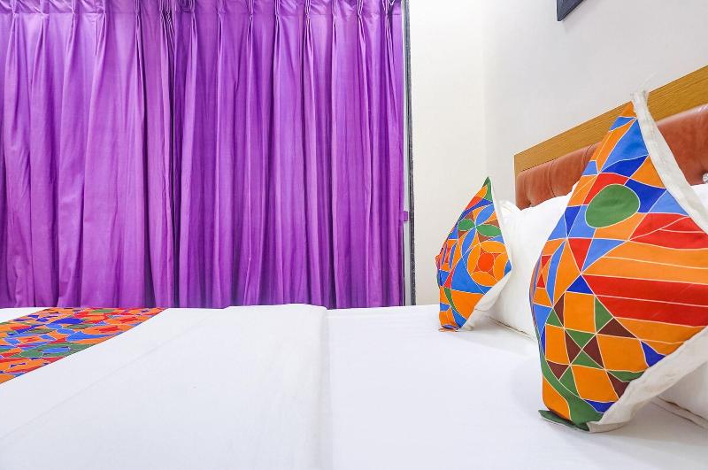 Fabhotel Falcon Executive image
