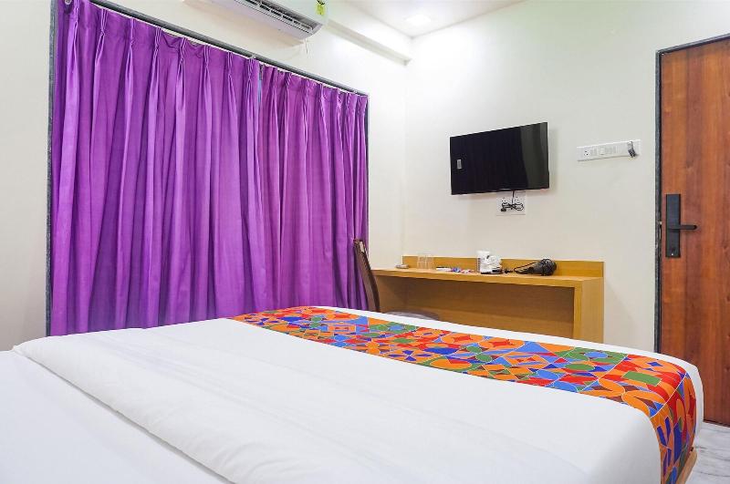 Fabhotel Falcon Executive image