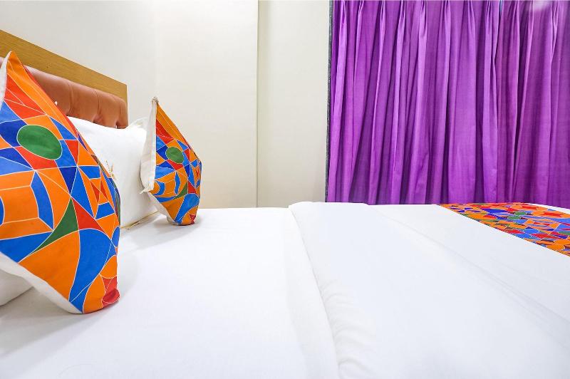 Fabhotel Falcon Executive image