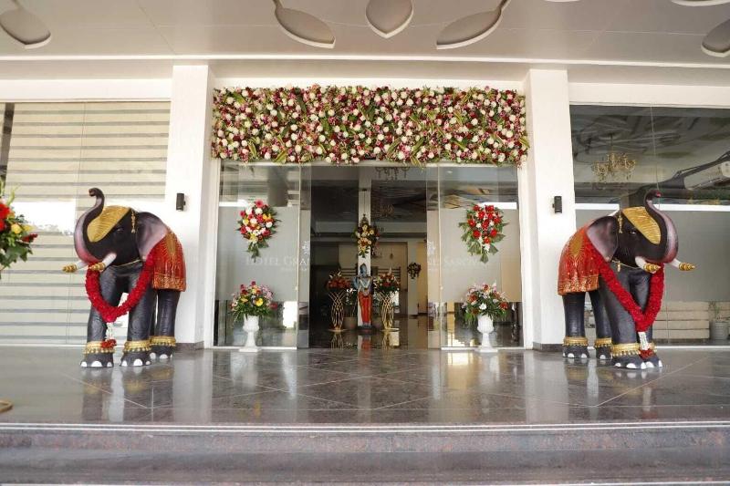 Hotel Grand Sarowar — general view