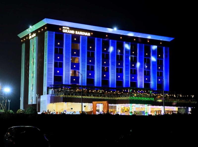 Hotel Grand Sarowar — general view