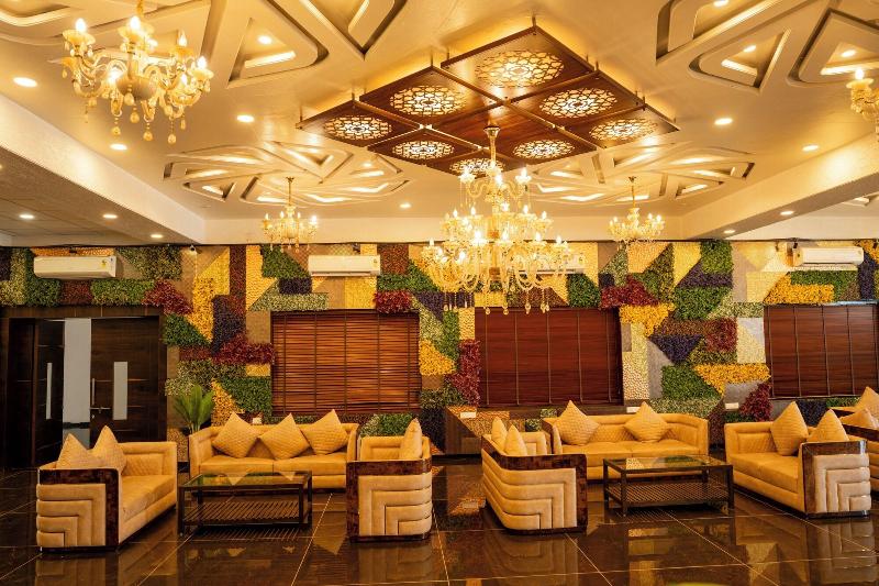 Hotel Grand Sarowar image