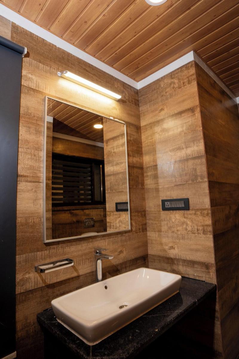 Hotel Grand Sarowar image