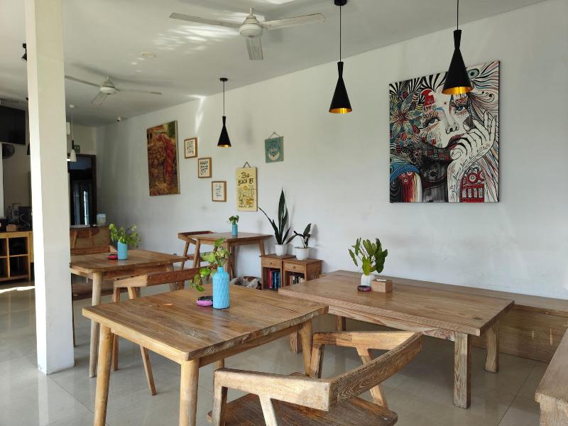 Manuver Surf And Stay Uluwatu Bali image