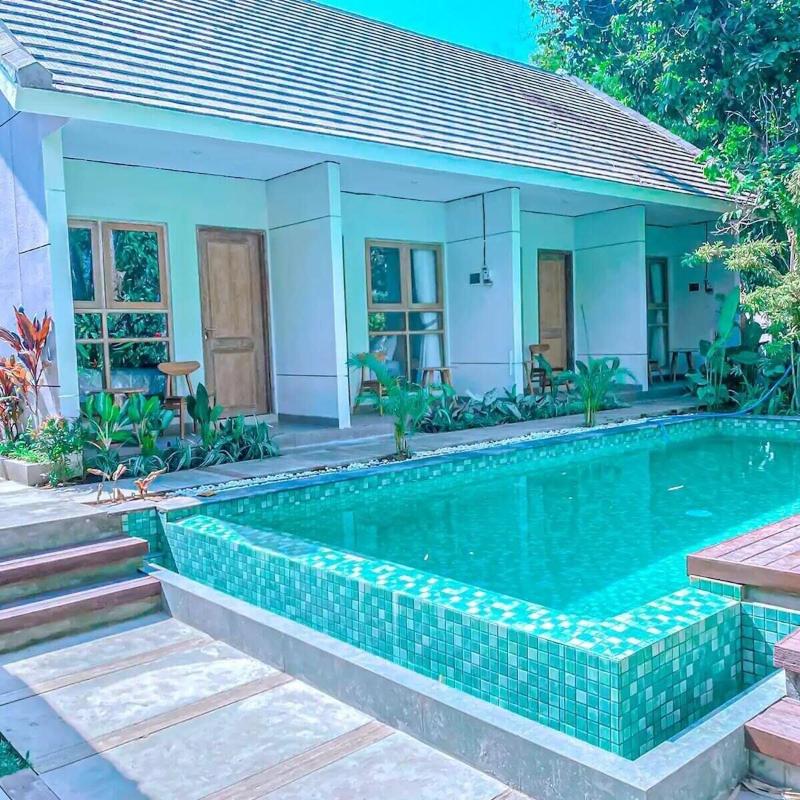 Manuver Surf And Stay Uluwatu Bali image