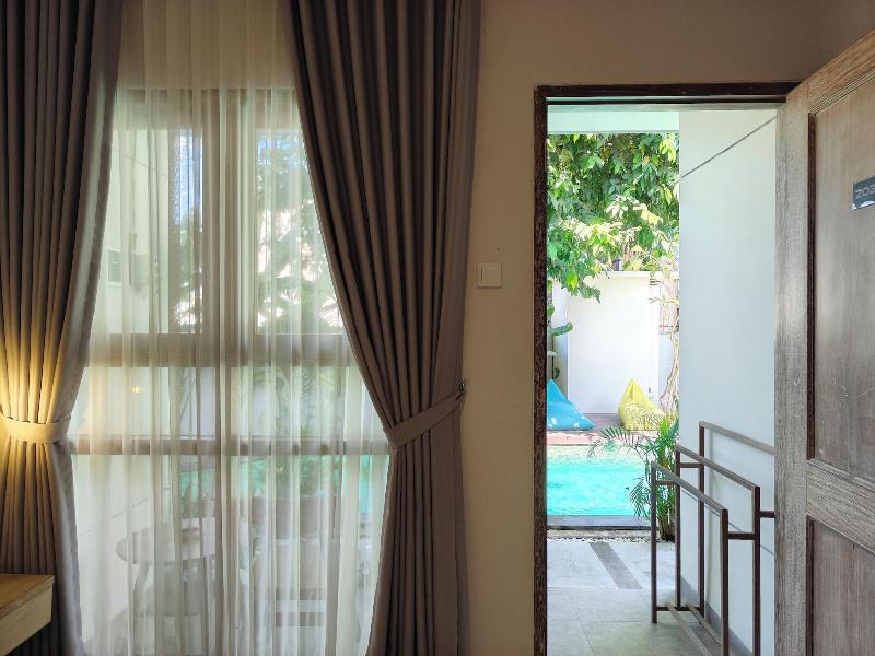 Manuver Surf And Stay Uluwatu Bali image