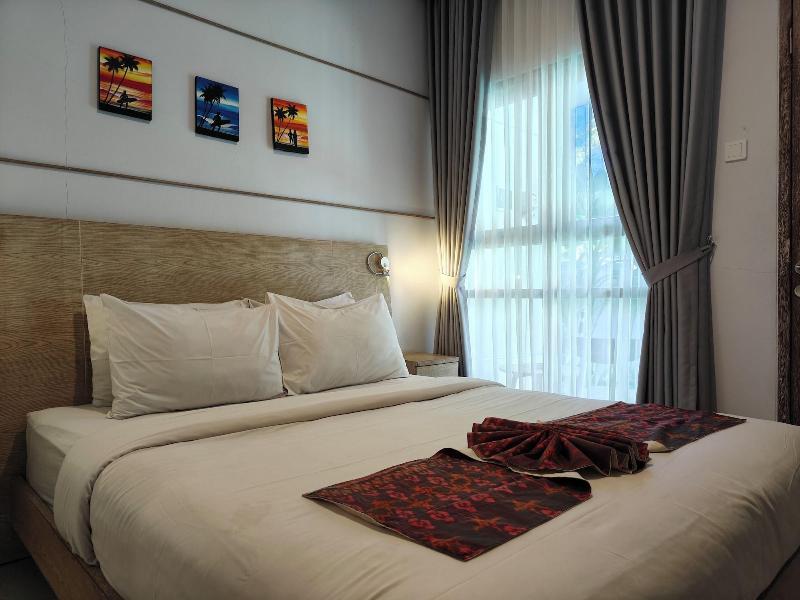 Manuver Surf And Stay Uluwatu Bali image