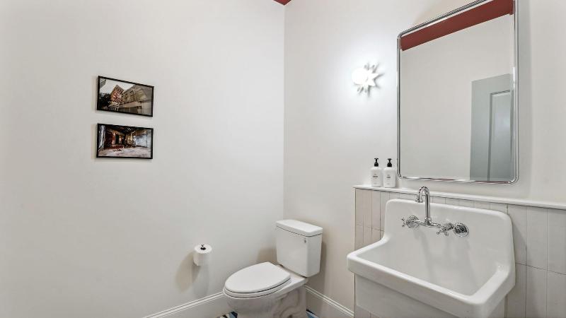 The Mary Beth Hotel Gallery image
