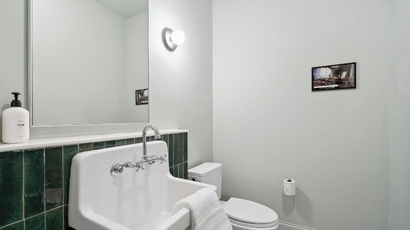 The Mary Beth Hotel Gallery image