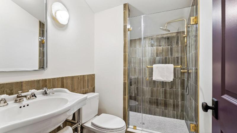 The Mary Beth Hotel Gallery image