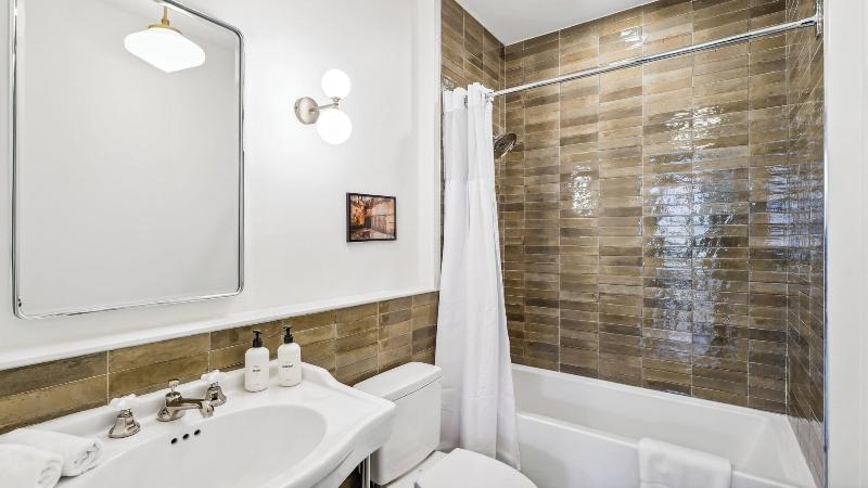 The Mary Beth Hotel Gallery image