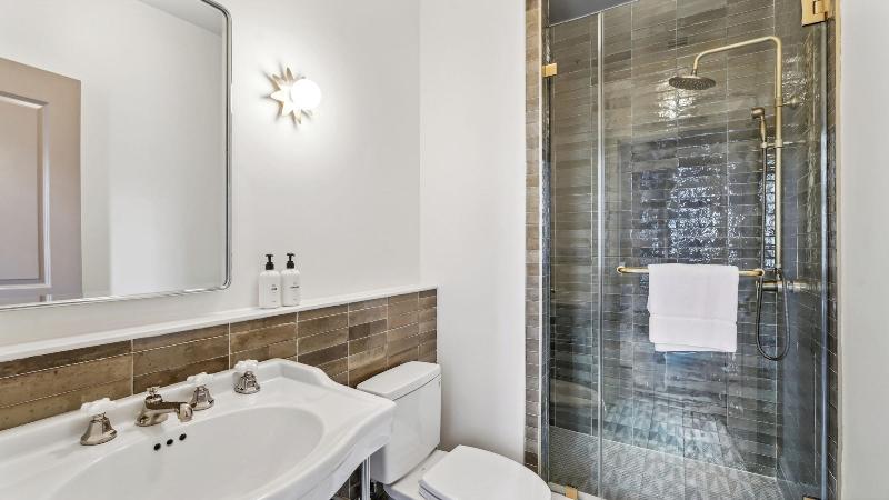 The Mary Beth Hotel Gallery image