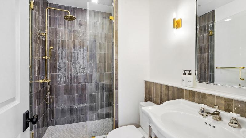 The Mary Beth Hotel Gallery image