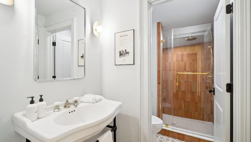 The Mary Beth Hotel Gallery image
