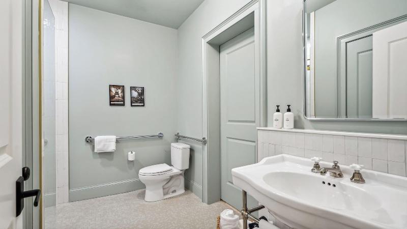 The Mary Beth Hotel Gallery image