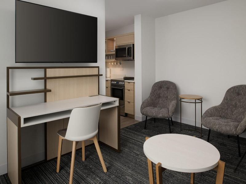 Towneplace Suites By Marriott Eugene image