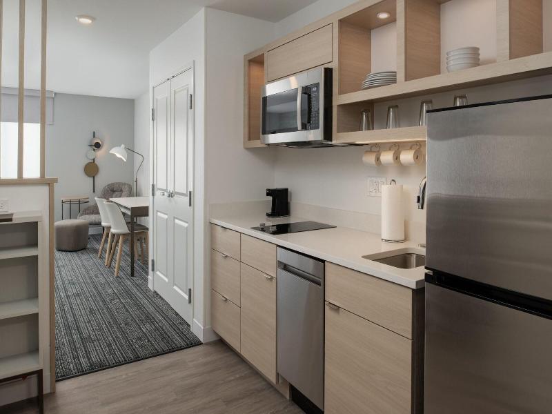 Towneplace Suites By Marriott Eugene image