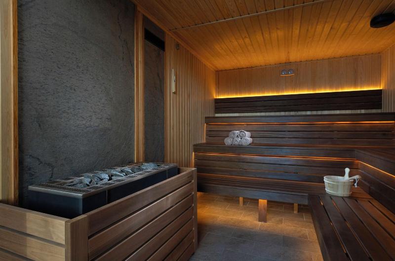Atmosphere Hotel image