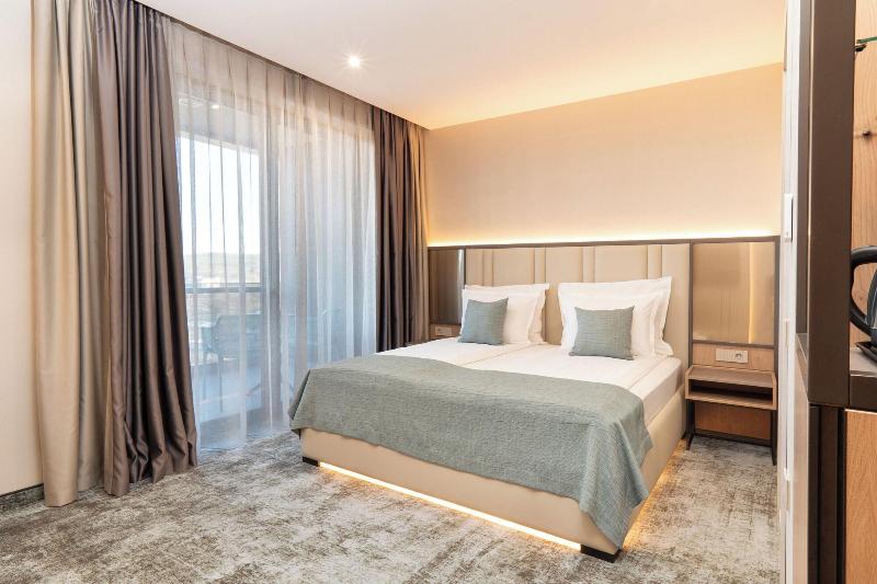 Atmosphere Hotel image