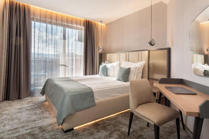 Atmosphere Hotel image