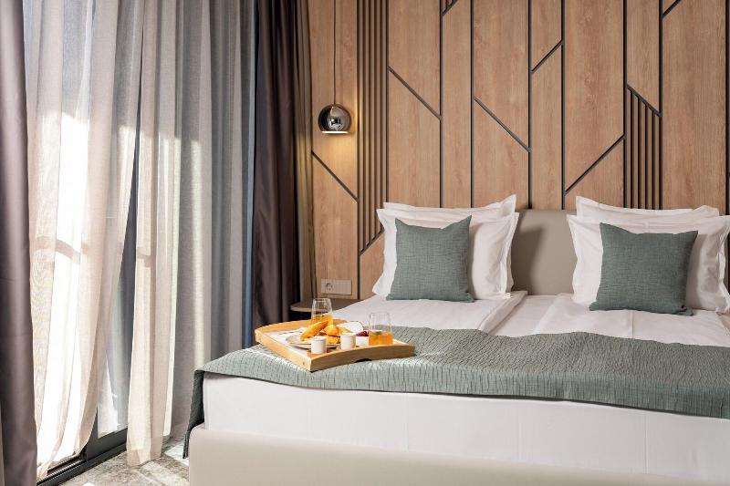 Atmosphere Hotel image