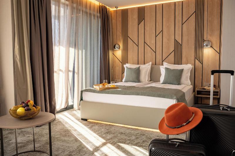 Atmosphere Hotel image