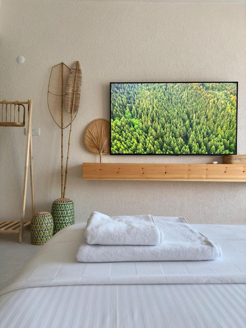 Rue Rooms image