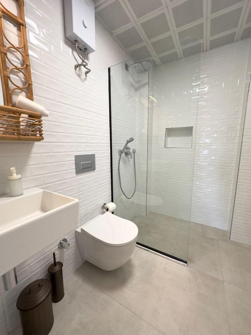 Rue Rooms image