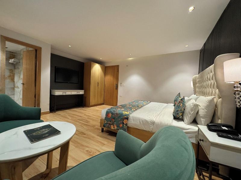 Hotel Rockland Residency image