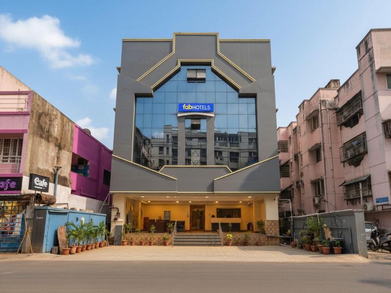 Fabhotel Neethu Residency image