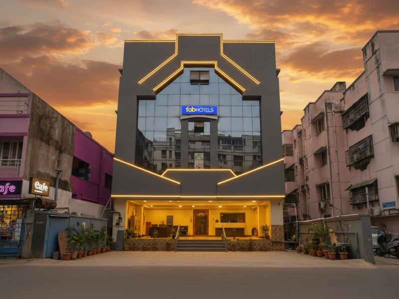 Fabhotel Neethu Residency image