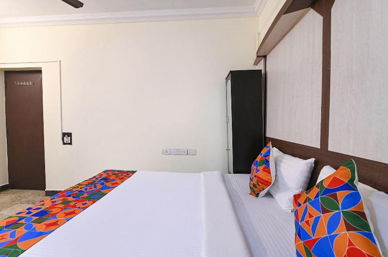 Fabhotel Neethu Residency image